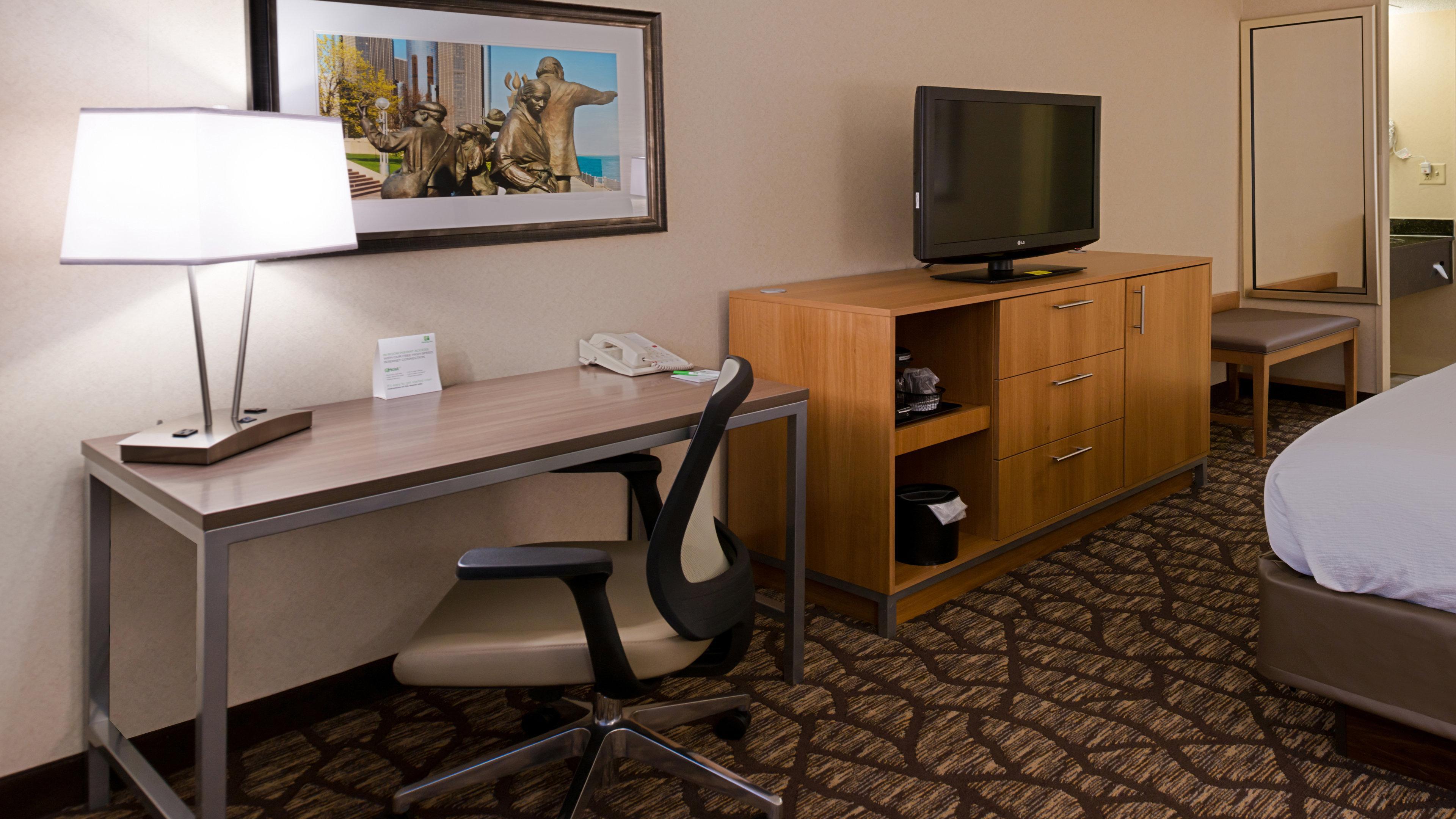 Holiday Inn Hotel & Suites Warren By Ihg Exterior photo