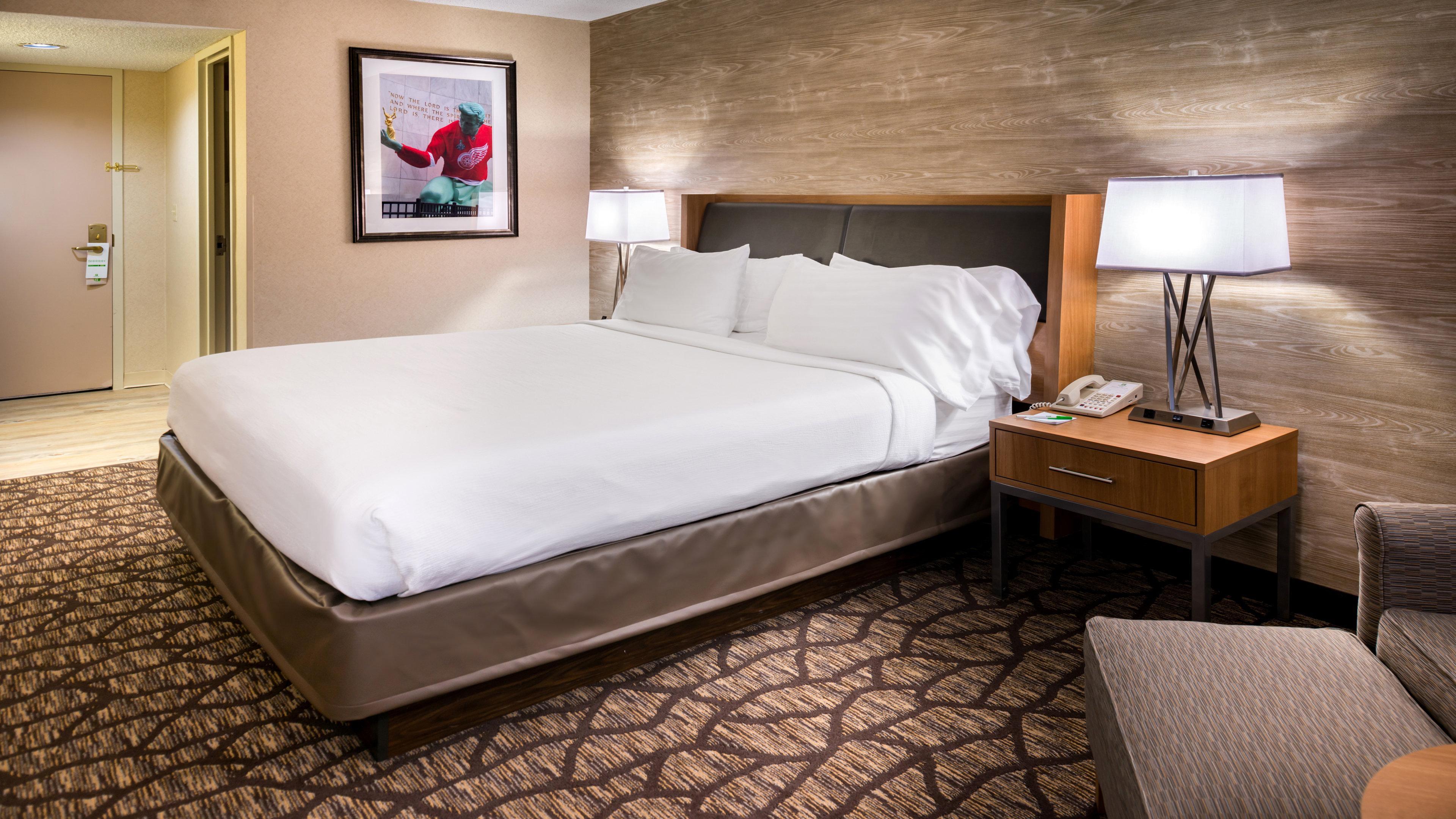 Holiday Inn Hotel & Suites Warren By Ihg Exterior photo
