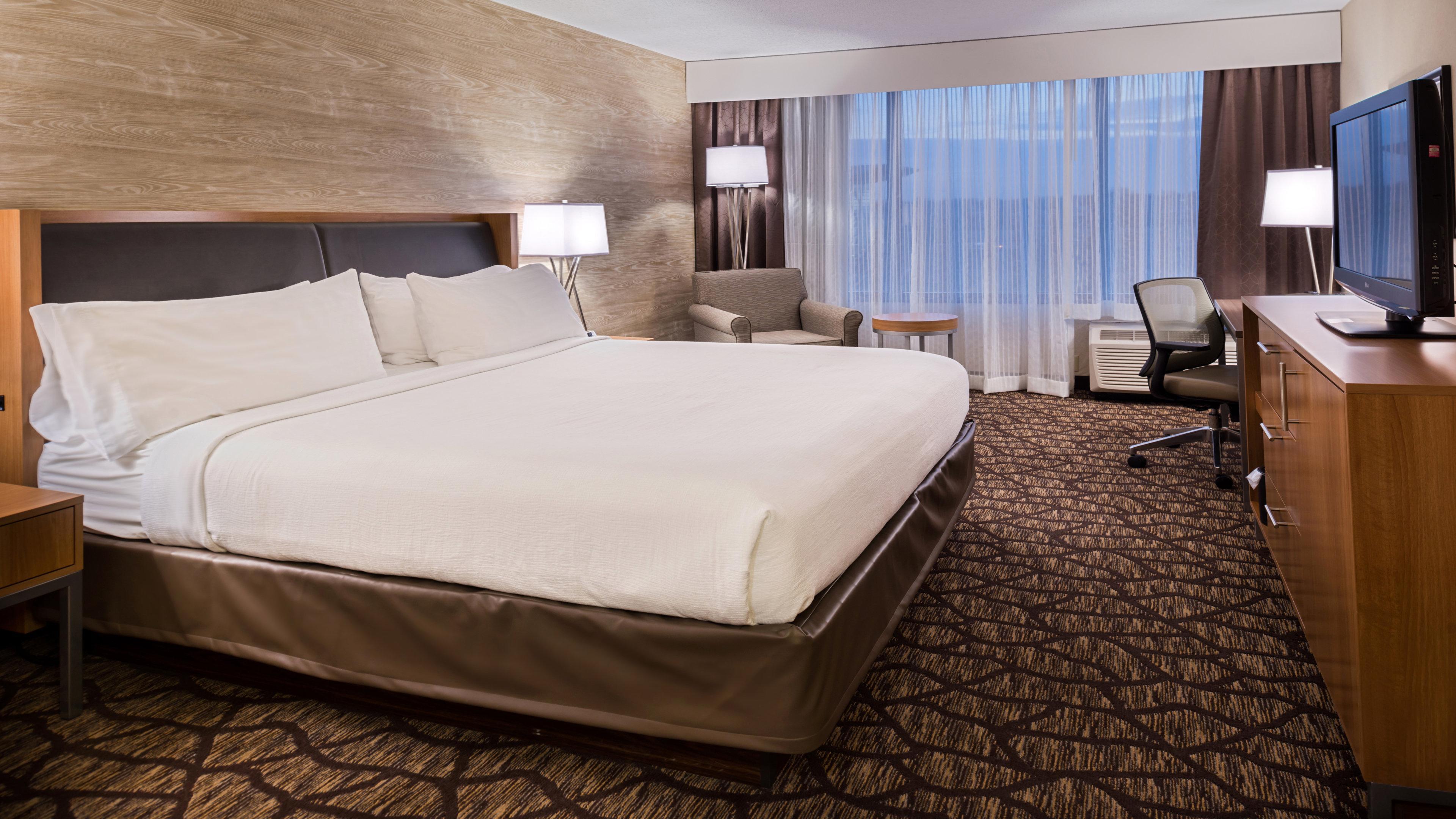 Holiday Inn Hotel & Suites Warren By Ihg Exterior photo