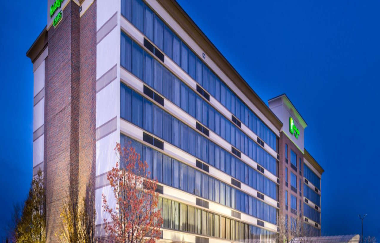 Holiday Inn Hotel & Suites Warren By Ihg Exterior photo
